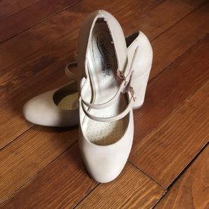 Classifieds nude heel, size 7